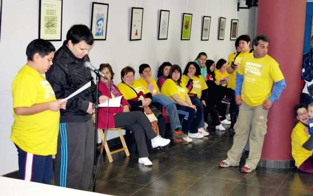 Camiñata e concurso contra a violencia de xénero 2013