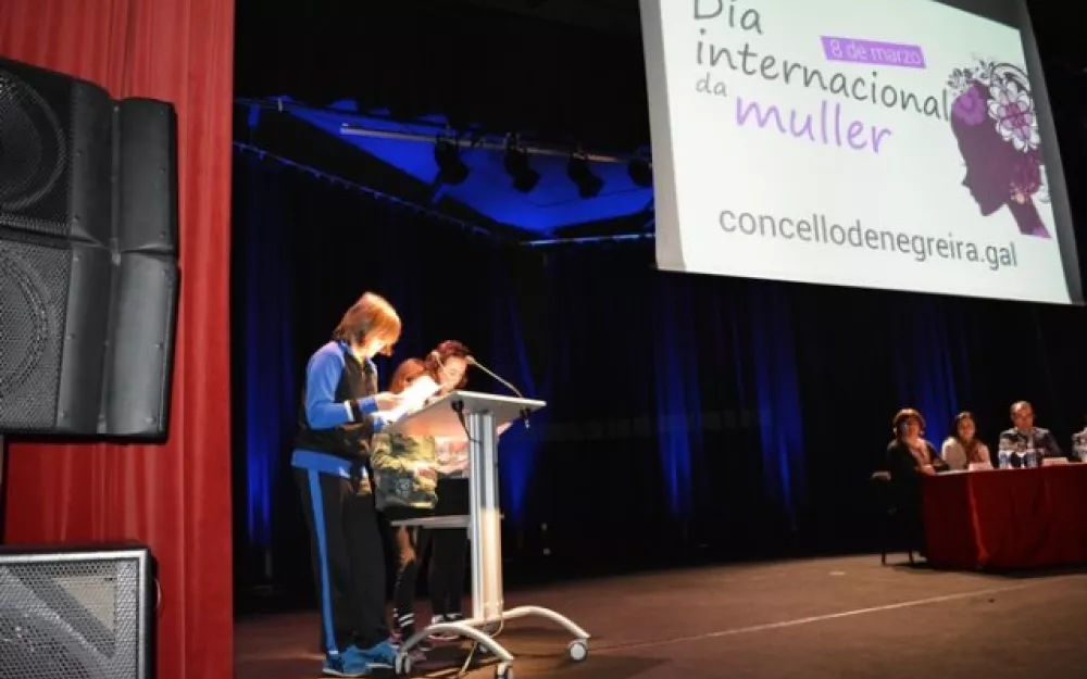 I Premio Día Internacional da Muller