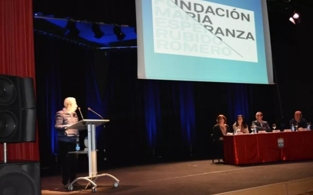I Premio Día Internacional da Muller